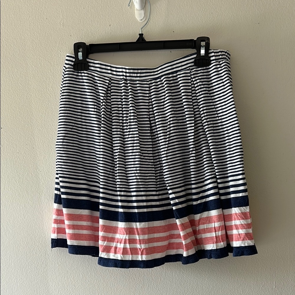 Max Studio Black and White Skater Skirt Knee-Length Pleated